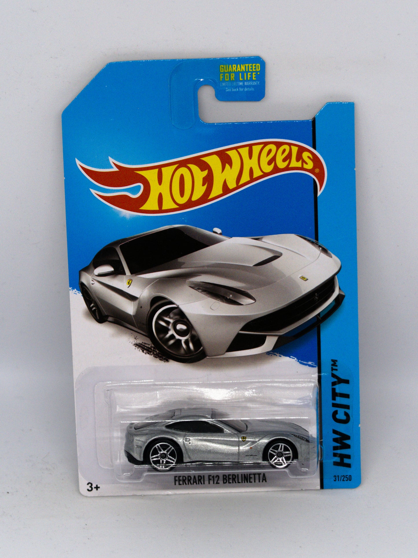 Ferrari F12 Berlinetta Srebrny HW City