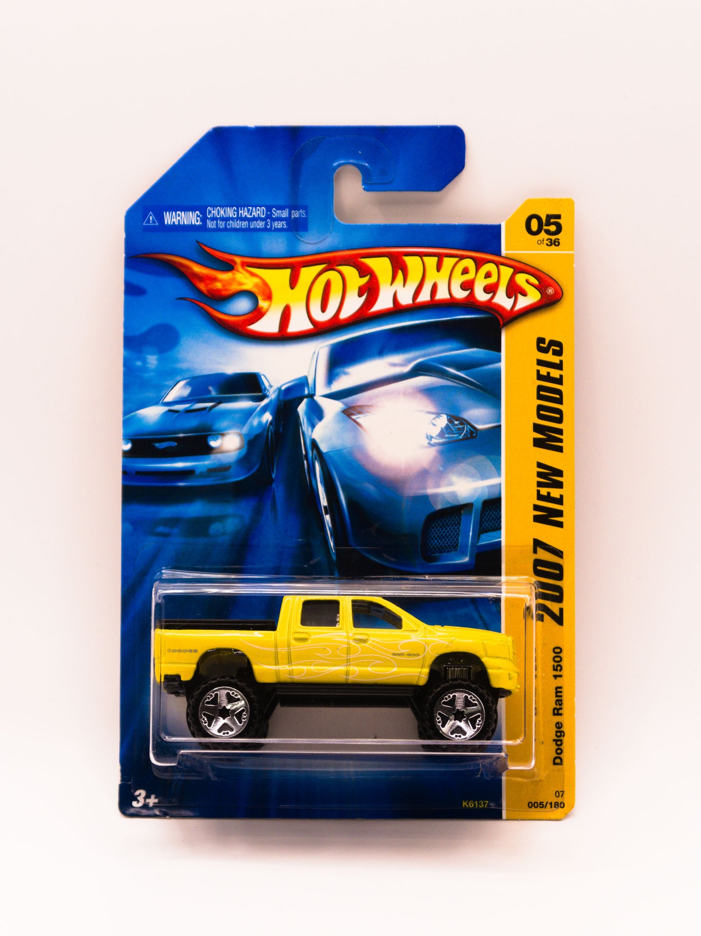 Dodge Ram 1500 Żółty