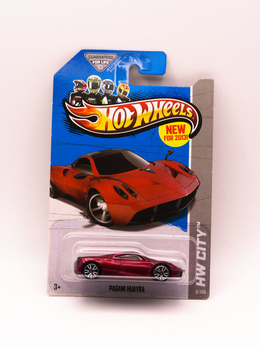 Pagani Huayra Czerwony