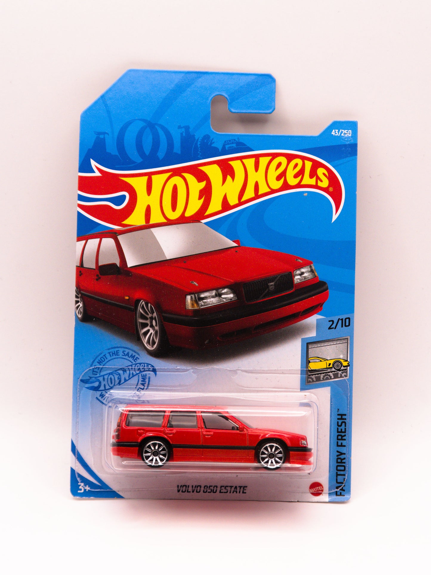 Volvo 850 Estate Czerwony