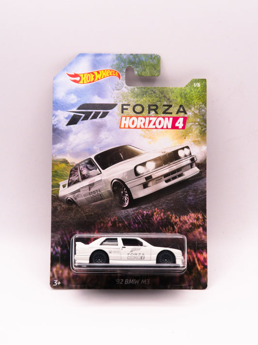 '92 BMW M3 Forza Horizon 4 Biały