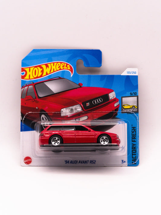 '94 Audi Avant RS2 Czerwony