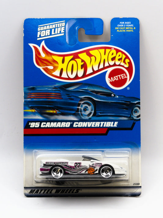 '95 Chevrolet Camaro Convertible Biały