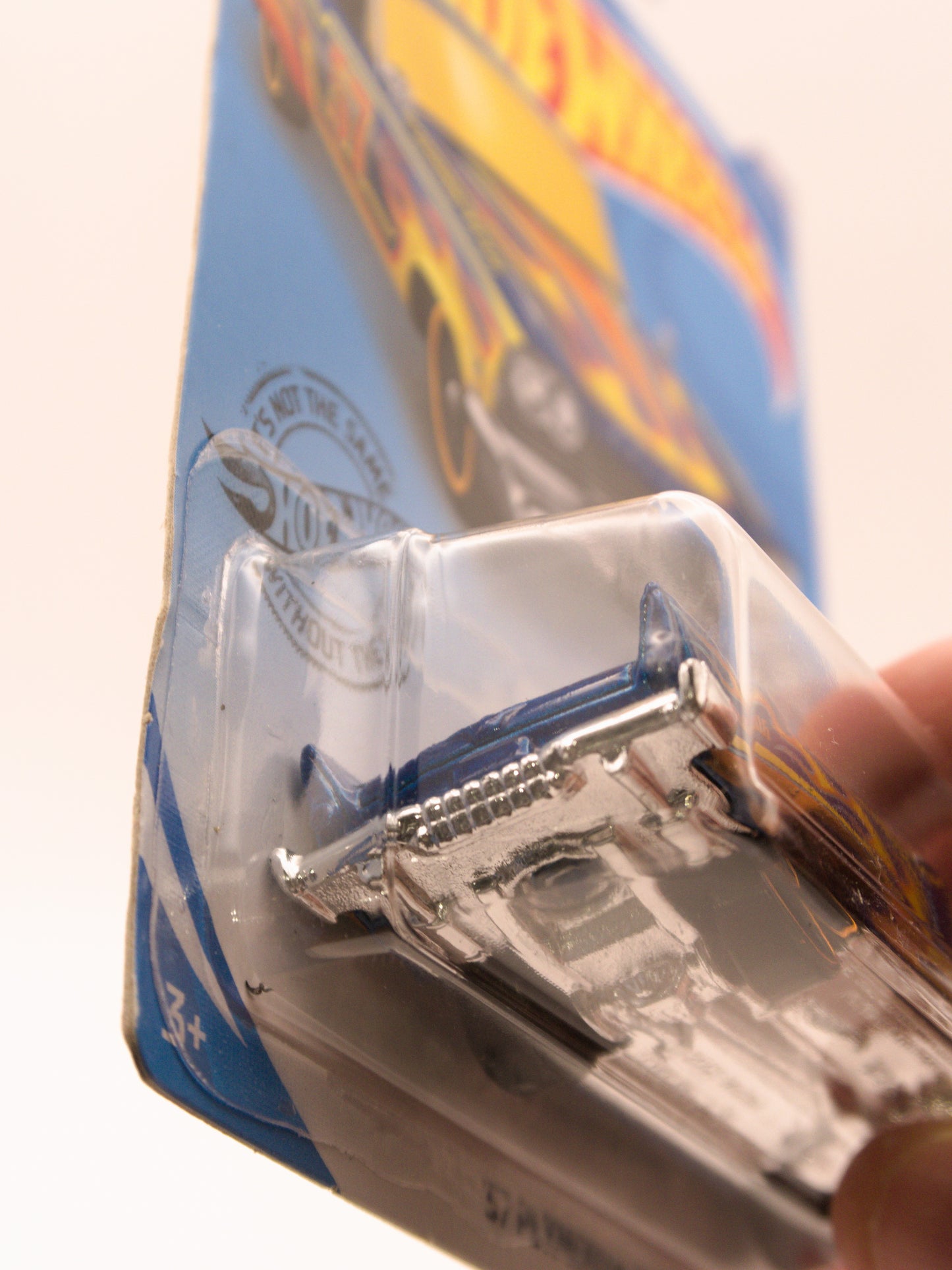 '57 Plymouth Fury Niebieski *Pęknięty Blister