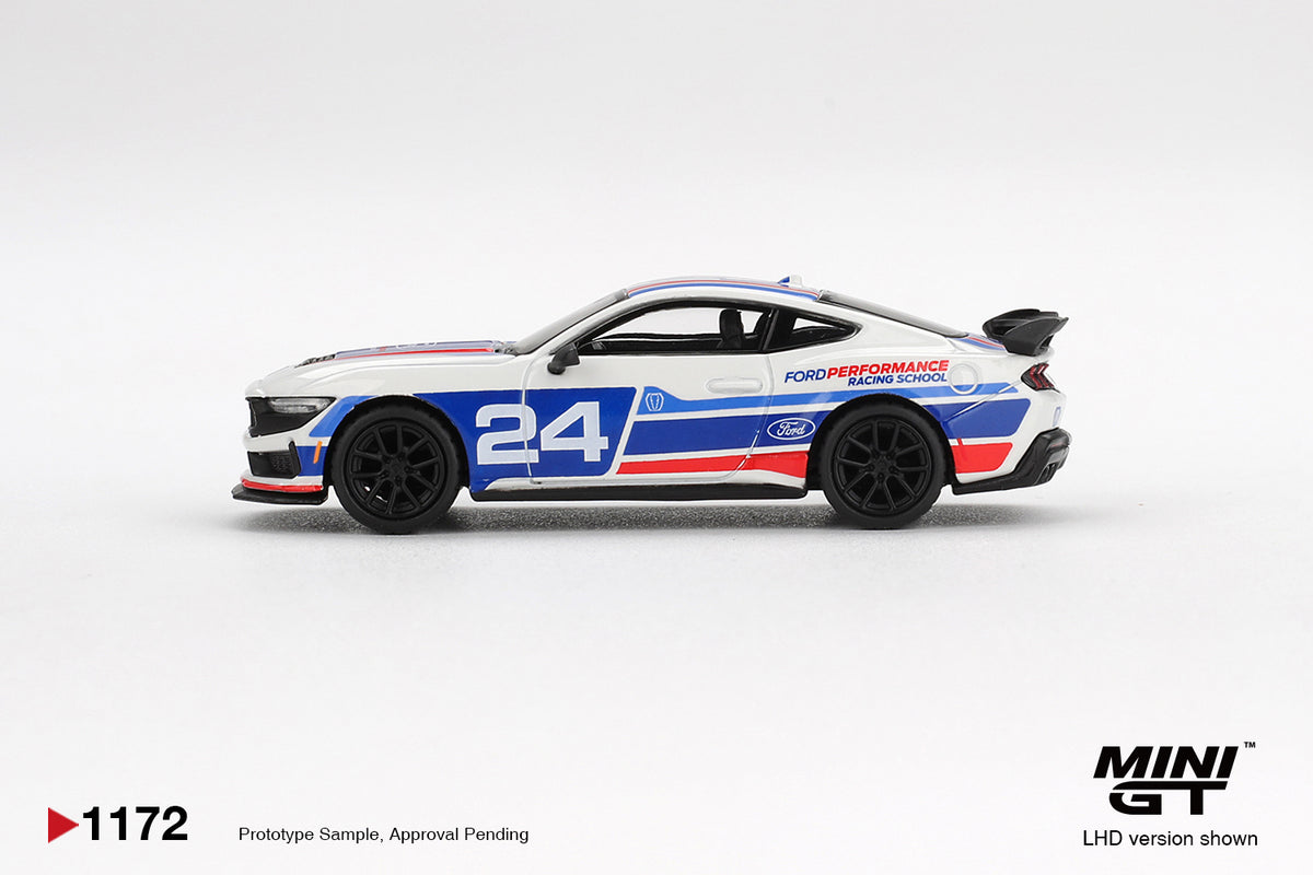 *PRESALE Mini GT #1172 Ford Mustang Dark Horse #24 Ford Performance Racing School Biały *Pudełko