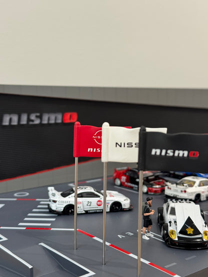 Mini GT #AC34 Diorama Nismo - Parking 40TH Anniversary Nismo Operation