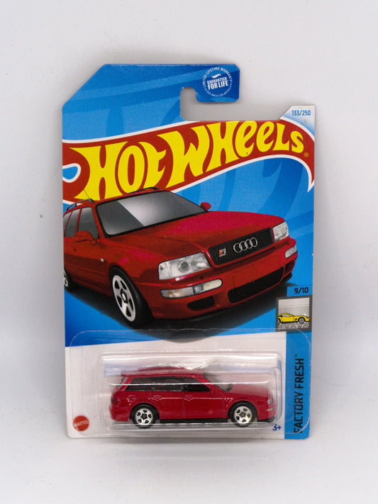 '94 Audi Avant RS2 Czerwony