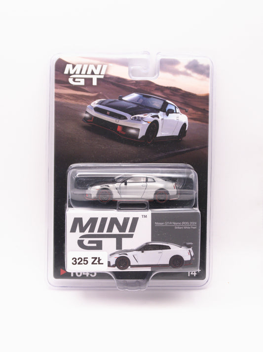 CHASE Mini GT #1045 Nissan GT-R Nismo R35 2024 Biały