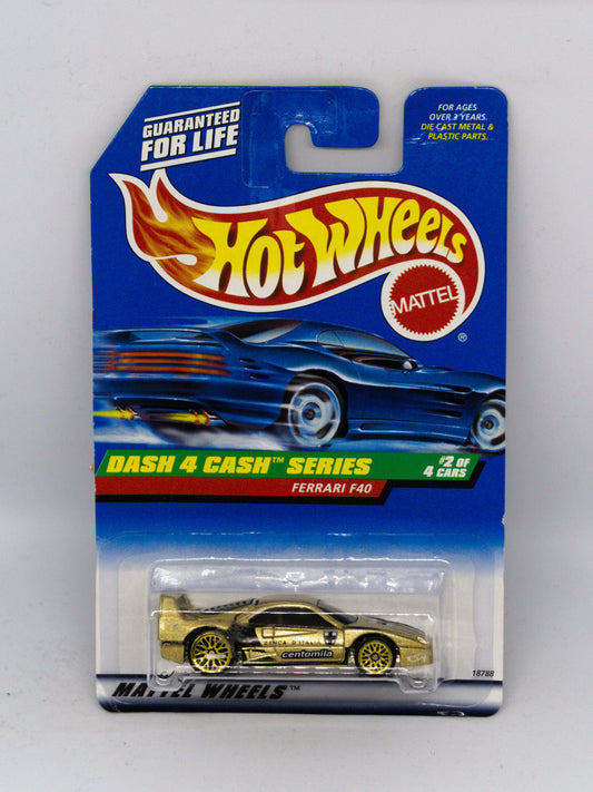 Ferrari F40 Dash 4 Cash - Złoty
