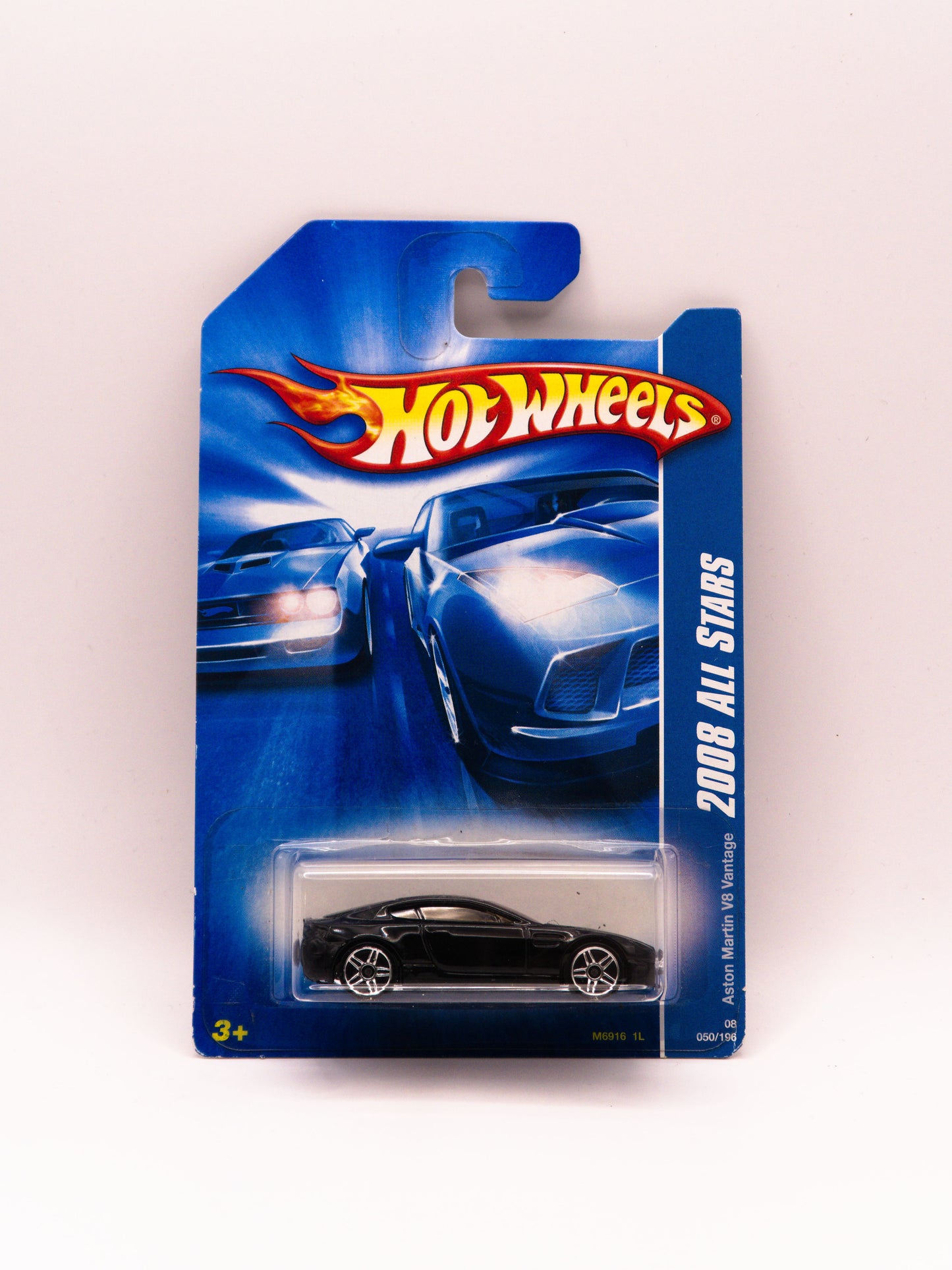 Aston Martin V8 Vantage Czarny