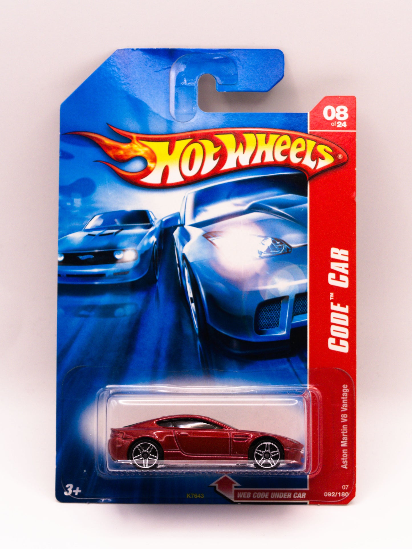 Aston Martin V8 Vantage Czerwony