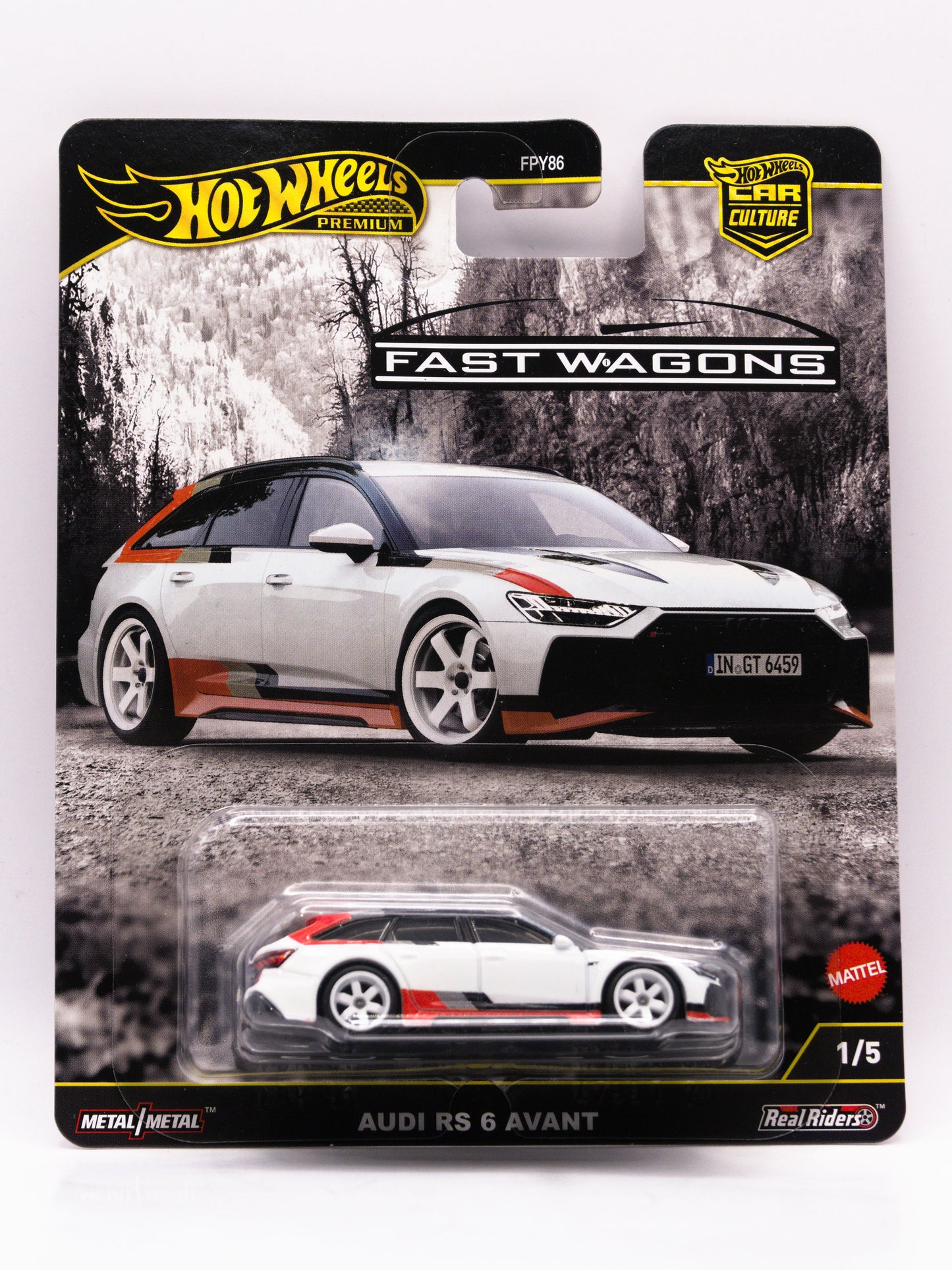 Audi RS6 Avant Fast Wagons 1/5 Premium Biały