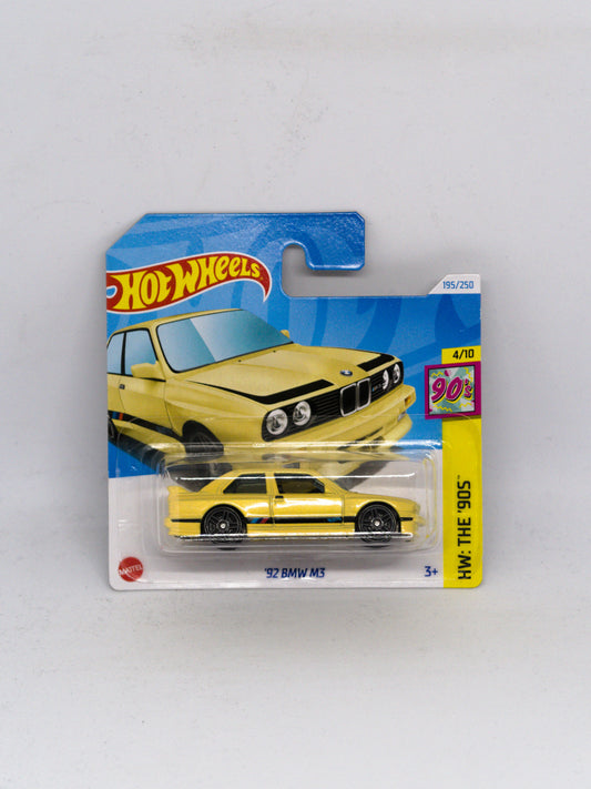 '92 BMW M3 Żółty