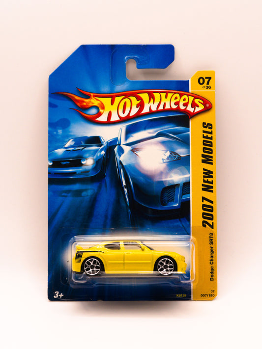 Dodge Charger SRT8 Żółty