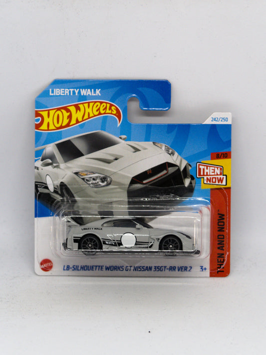 Nissan GT-R R35 LB-Silhouette Works Szary