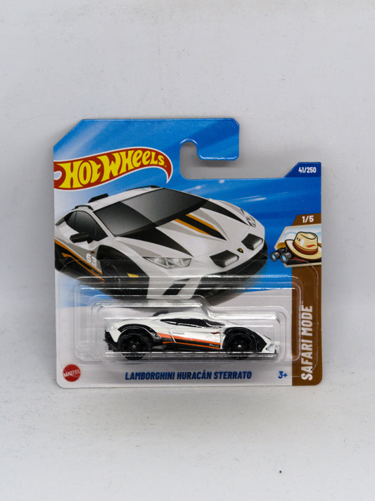 Lamborghini Huracan Sterrato Biały
