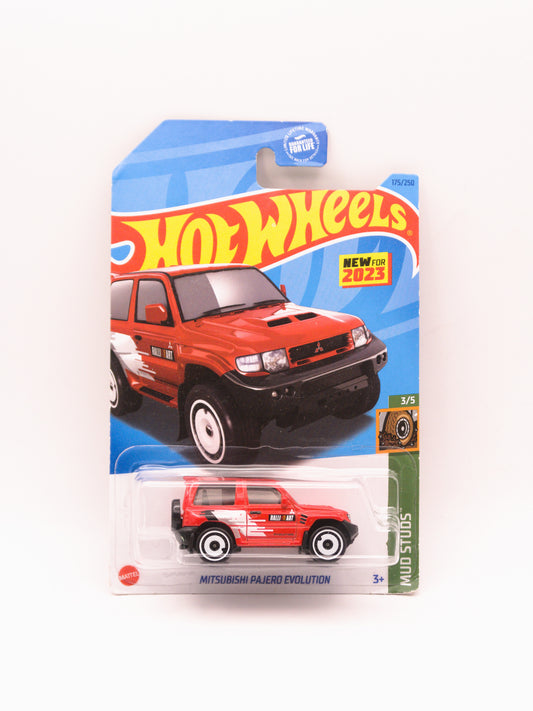 Mitsubishi Pajero Evolution Czerwony