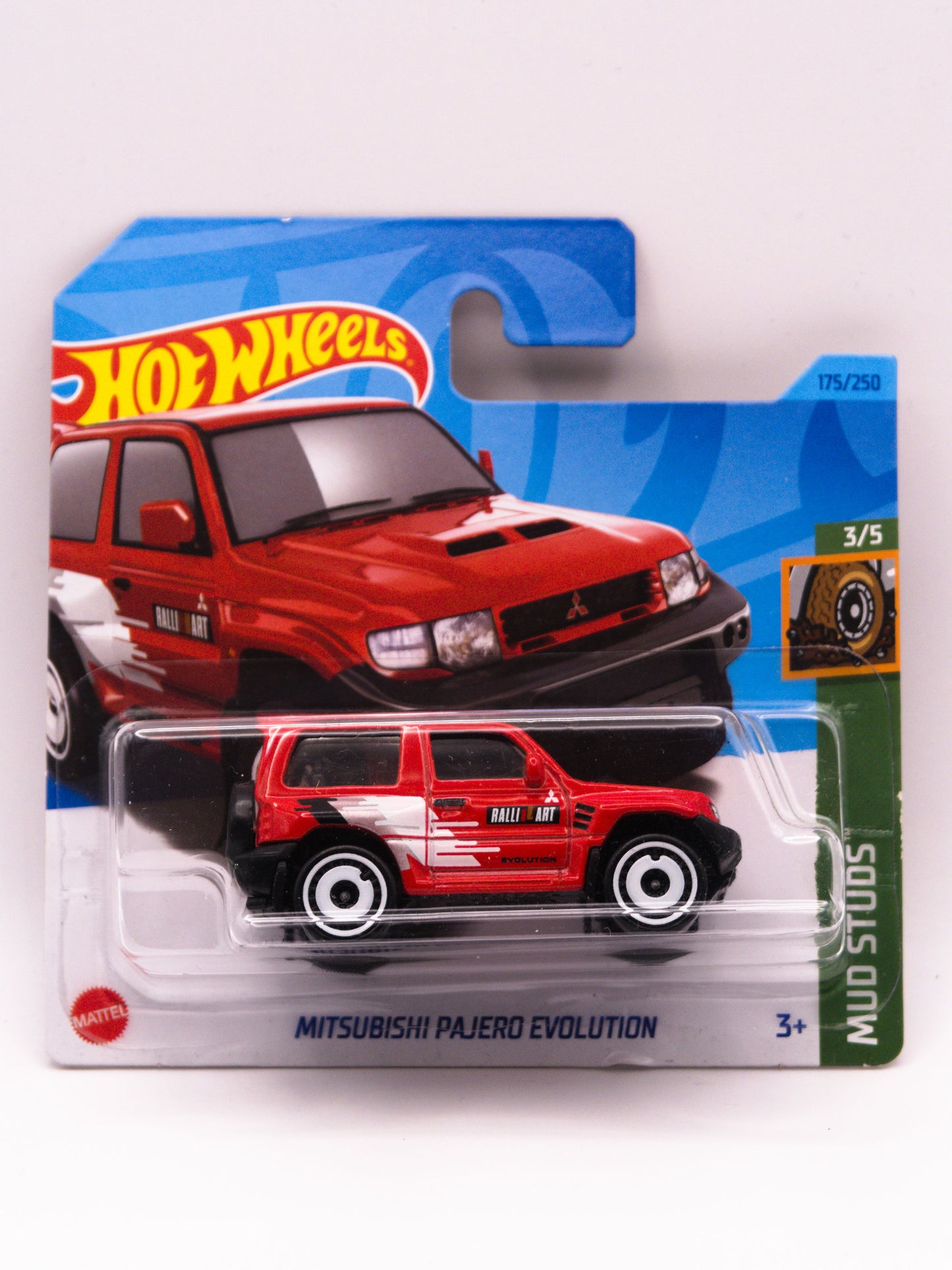 Mitsubishi Pajero Evolution Czerwony