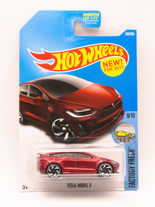 Tesla Model X Czerwony