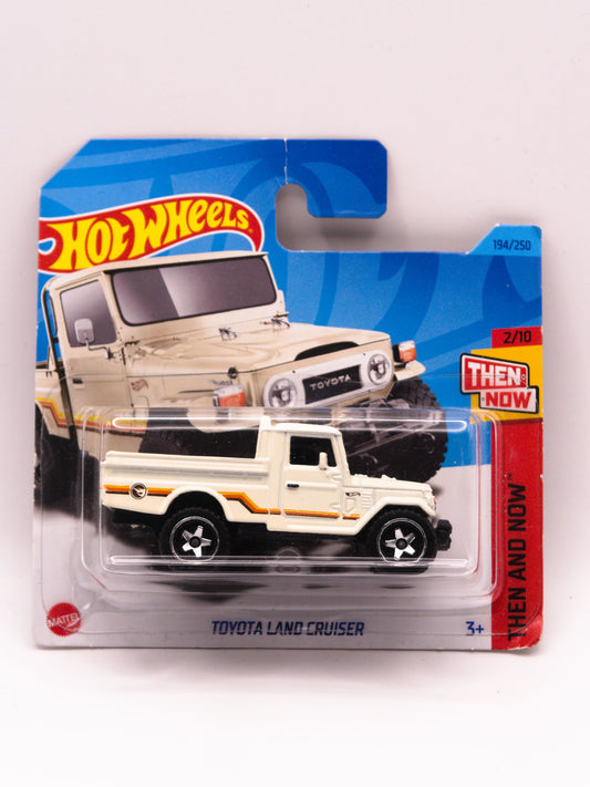Toyota Land Cruiser Beżowy Treasure Hunt *Haczyk