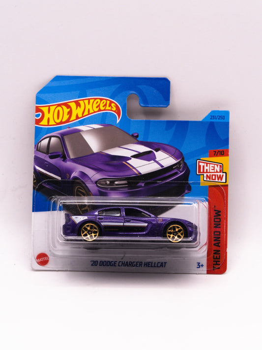 '20 Dodge Charger Hellcat Fioletowy