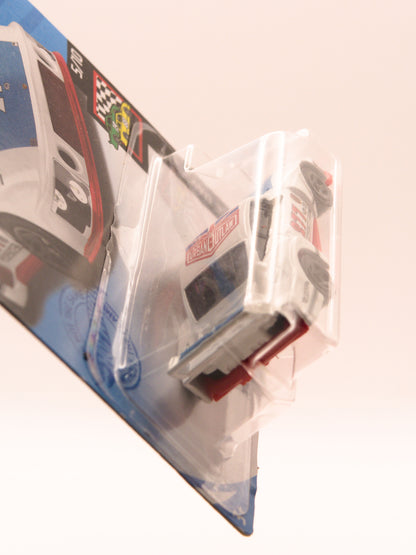 HOT WHEELS Porsche 935 Biały *Lekko Zniszczony Blister