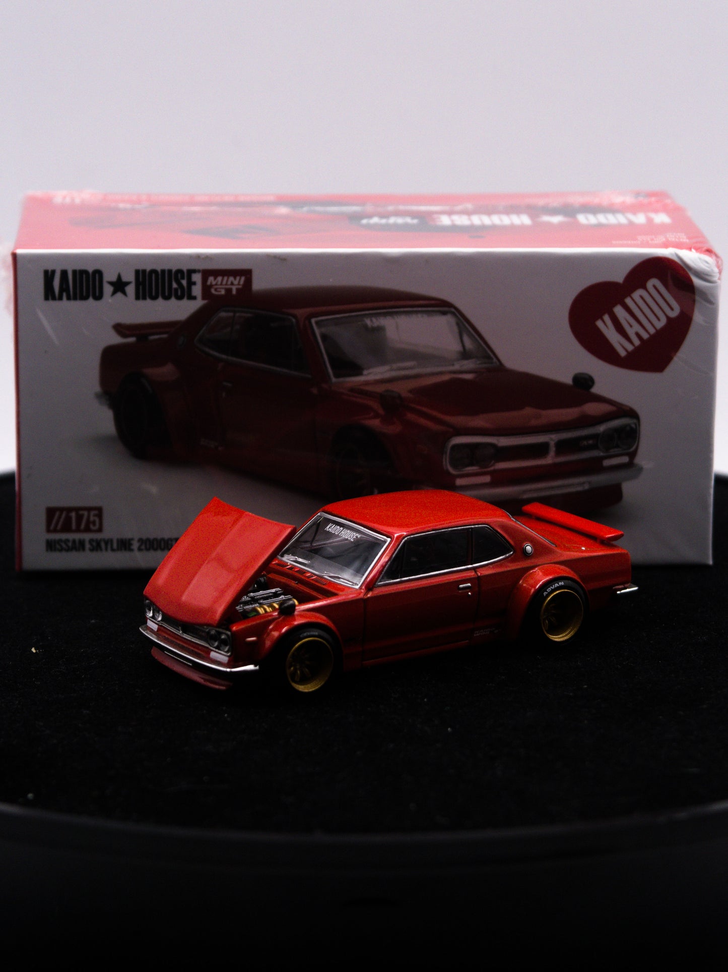 Kaido House #175 Nissan Skyline 2000GT-R Kaido Street V1 Czerwony