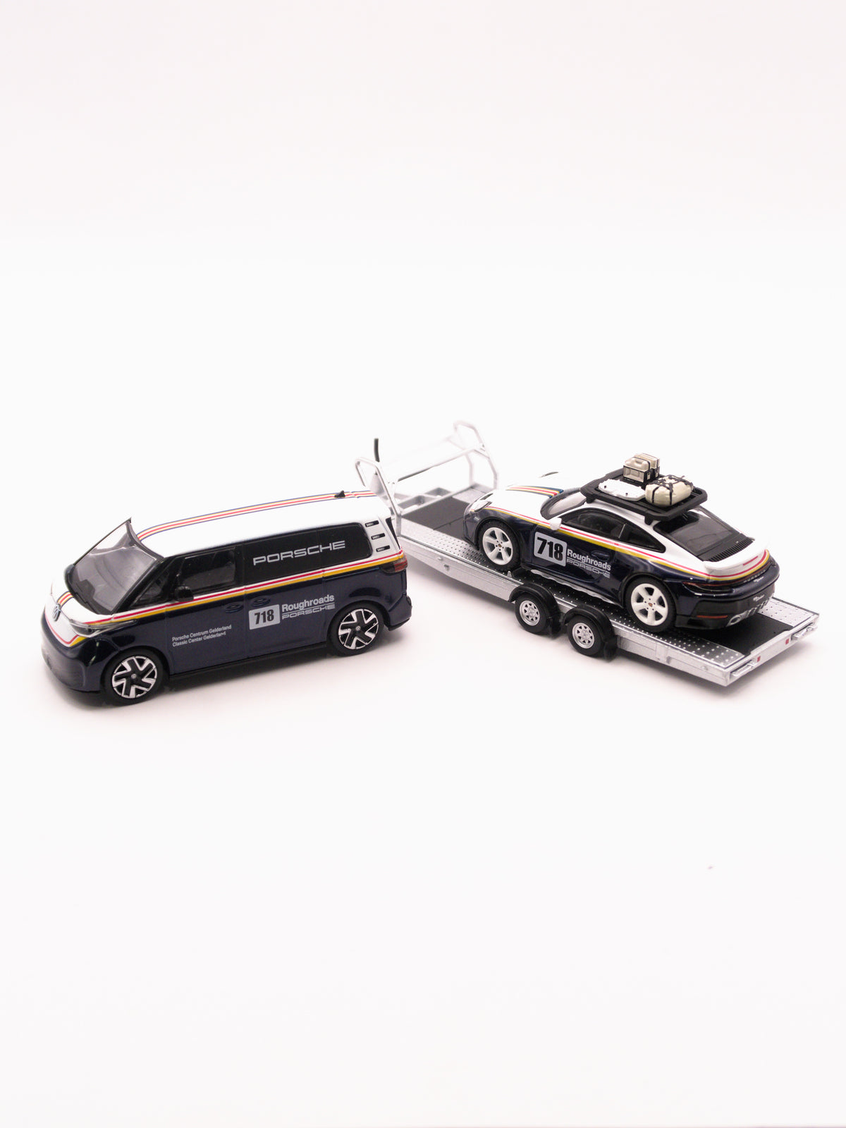 Mini GT MGTS0019 Porsche 911 Dakar #718 / Volkswagen ID. Buzz Laweta Porsche  Centrum Roughroads SET