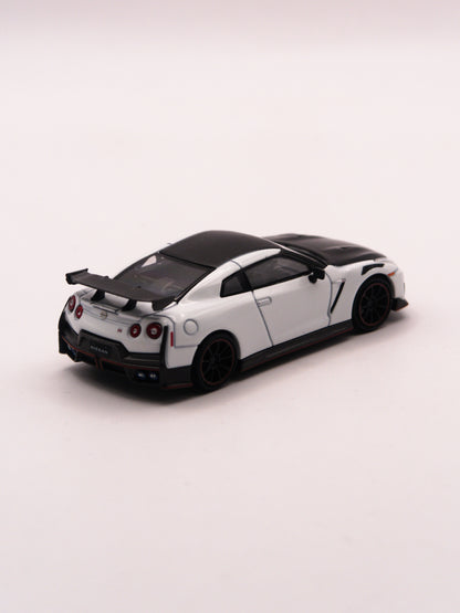 Mini GT #1045 Nissan GT-R Nismo R35 2024 Biały *Blister