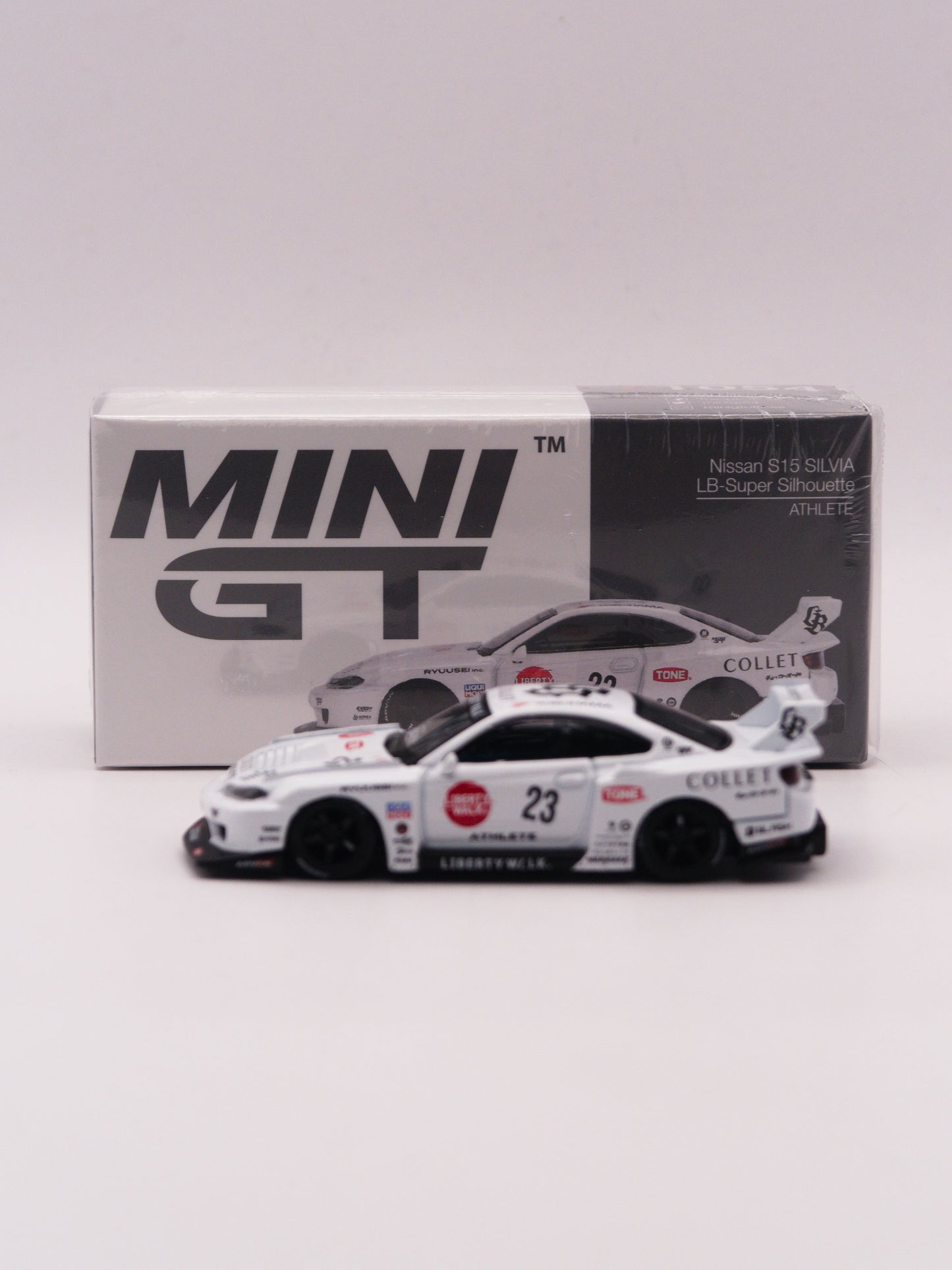 Mini GT #1054 Nissan Silvia S15 Liberty Walk Super Silhouette Athlete Biały