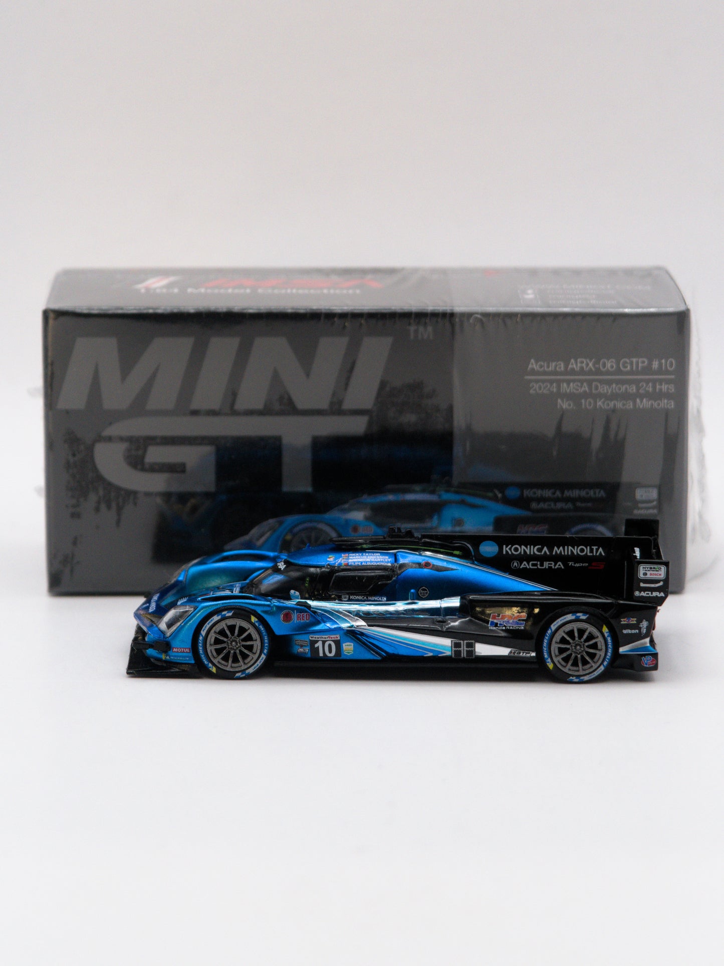 Mini GT #1056 Acura ARX-06 GTP Wayne Taylor Racing Niebieski