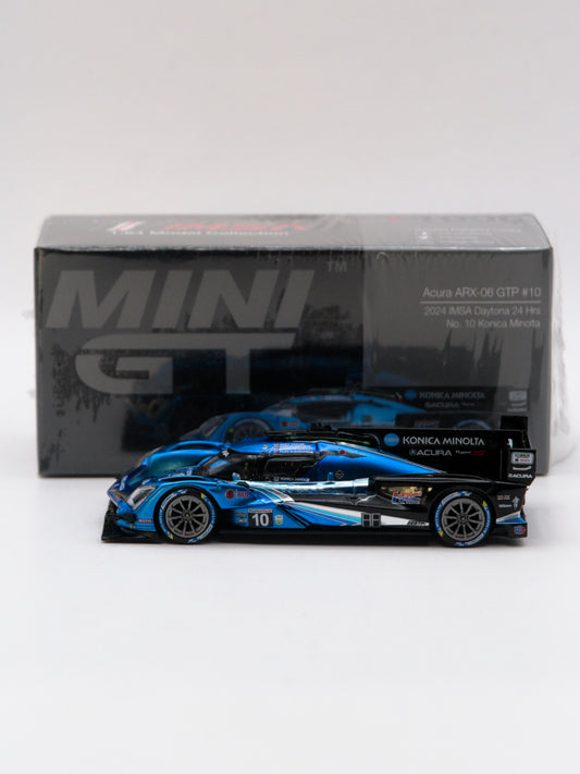 Mini GT #1056 Acura ARX-06 GTP Wayne Taylor Racing Niebieski