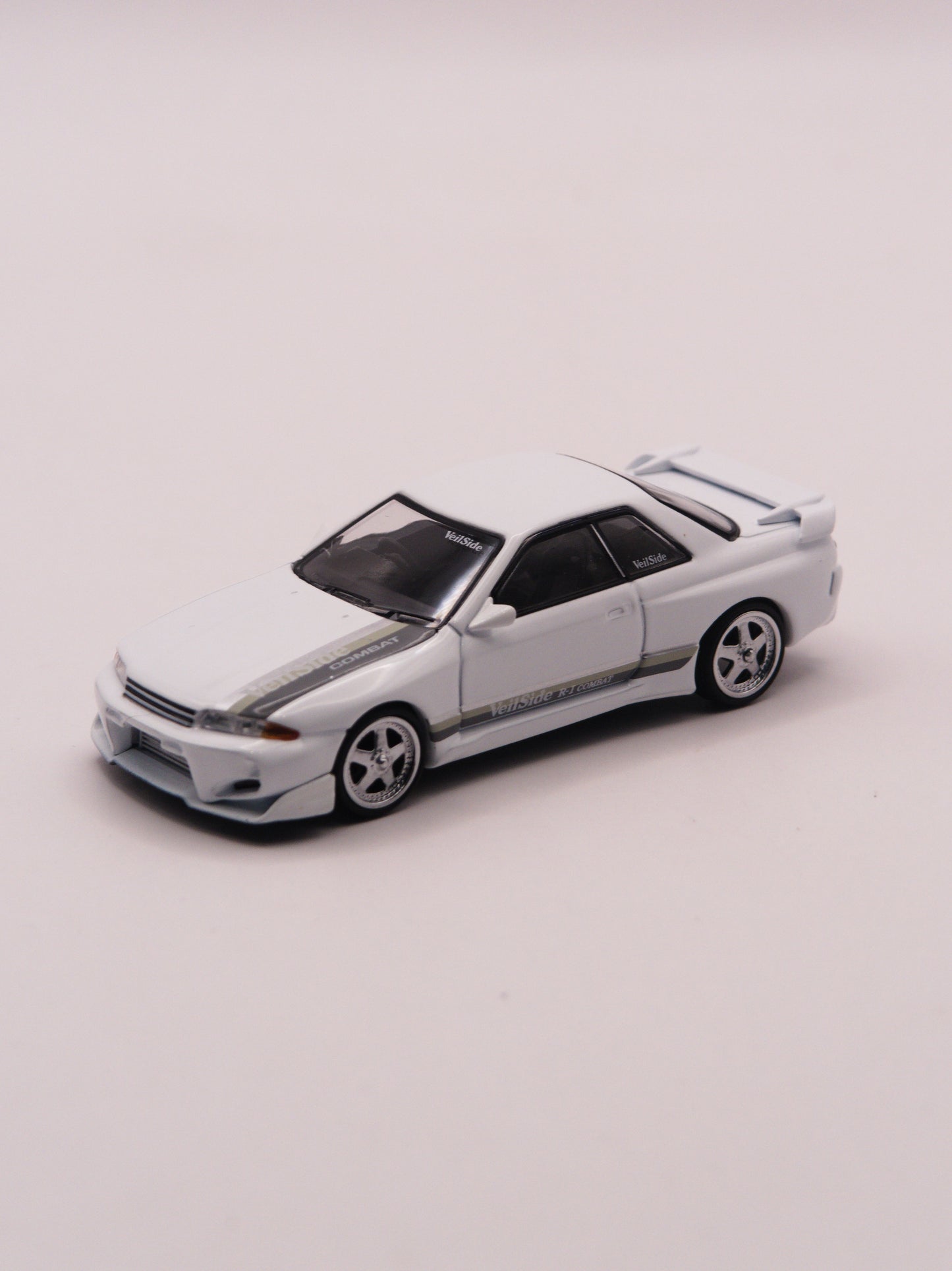 Mini GT #1066 Nissan Skyline R32 Veilside Combat Biały *BLISTER