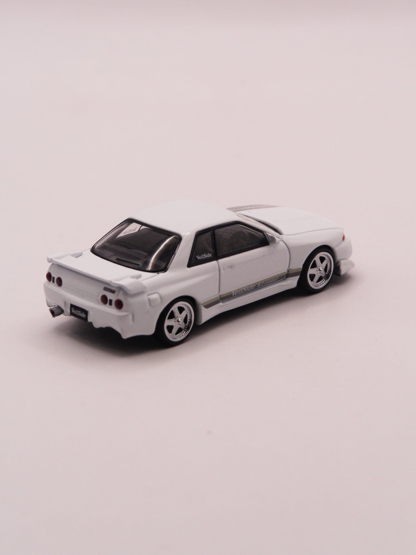 Mini GT #1066 Nissan Skyline R32 Veilside Combat Biały *BLISTER