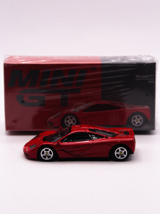Mini GT #654 McLaren F1 Czerwony