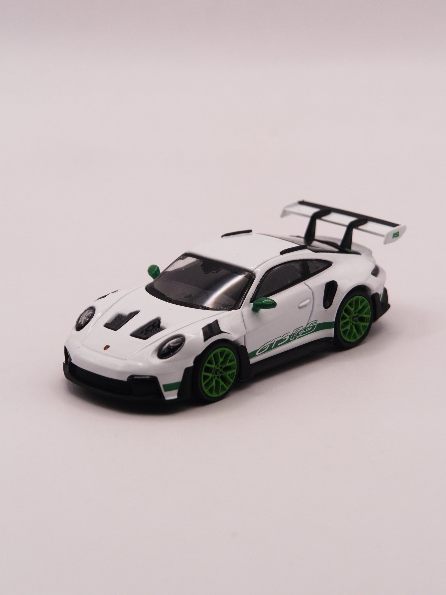 Mini GT #827 Porsche 911 GT3 RS Biały