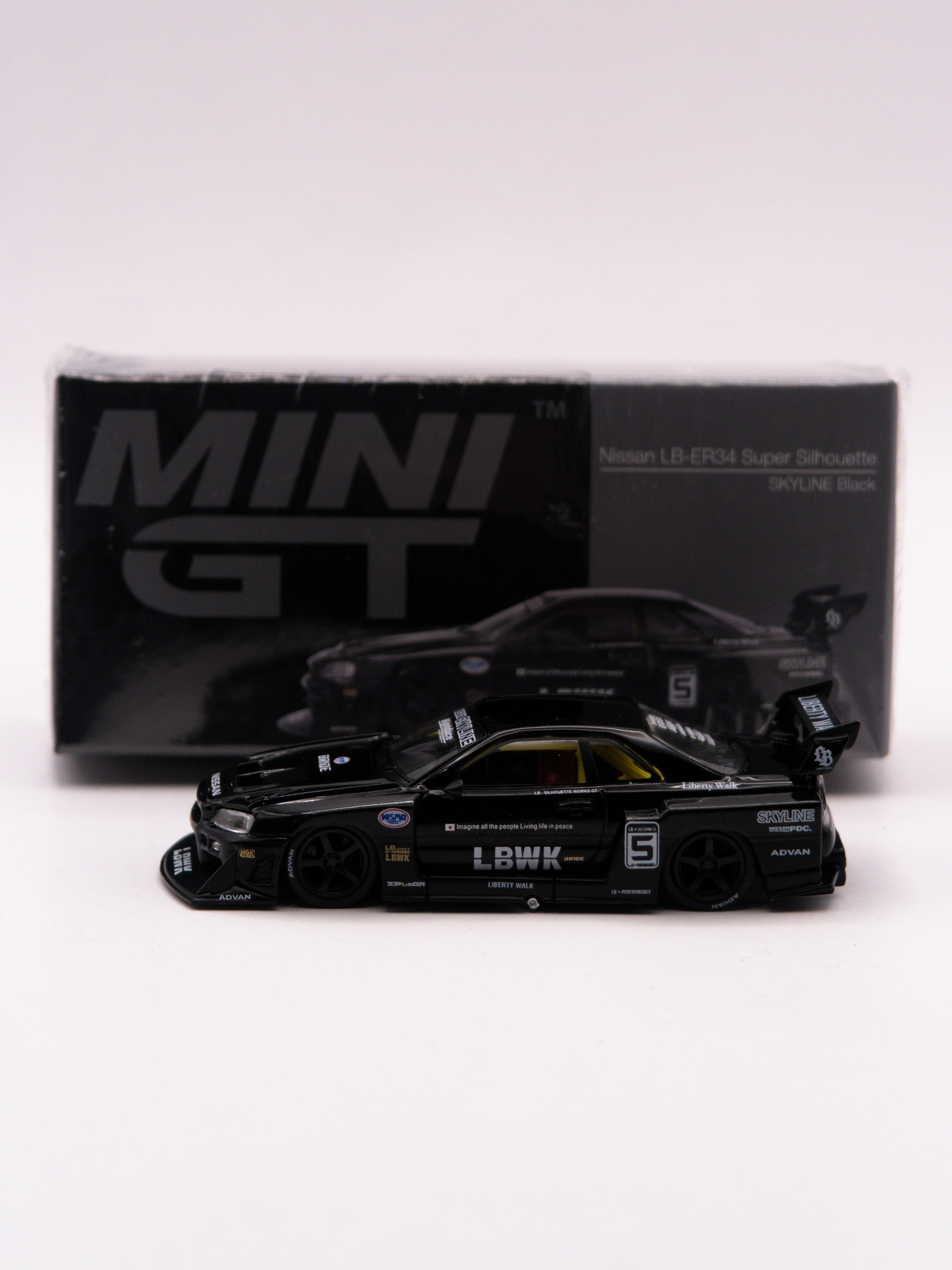 Mini GT #844 Nissan Skyline R34 Liberty Walk LBWK Silouette Czarny