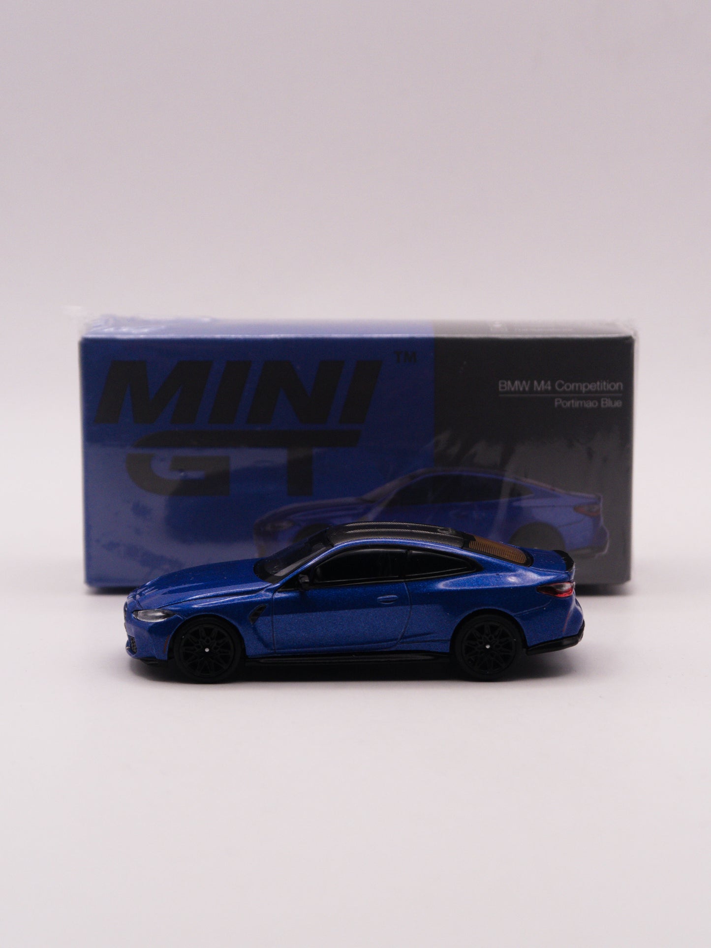Mini GT #845 BMW M4 Competition Niebieski