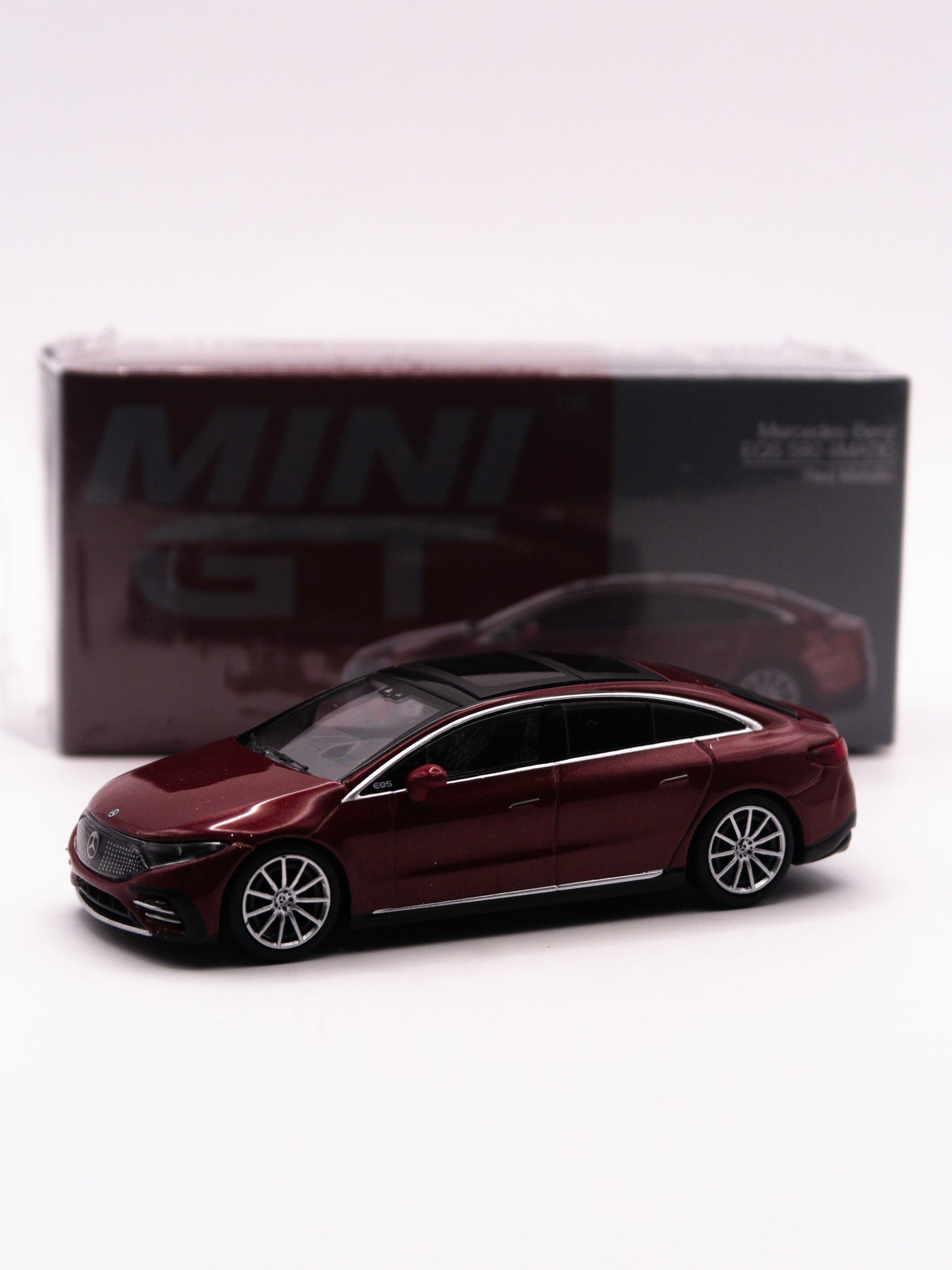 Mini GT #970 Mercedes Benz EQS 580 4Matic Czerwony PUDEŁKO