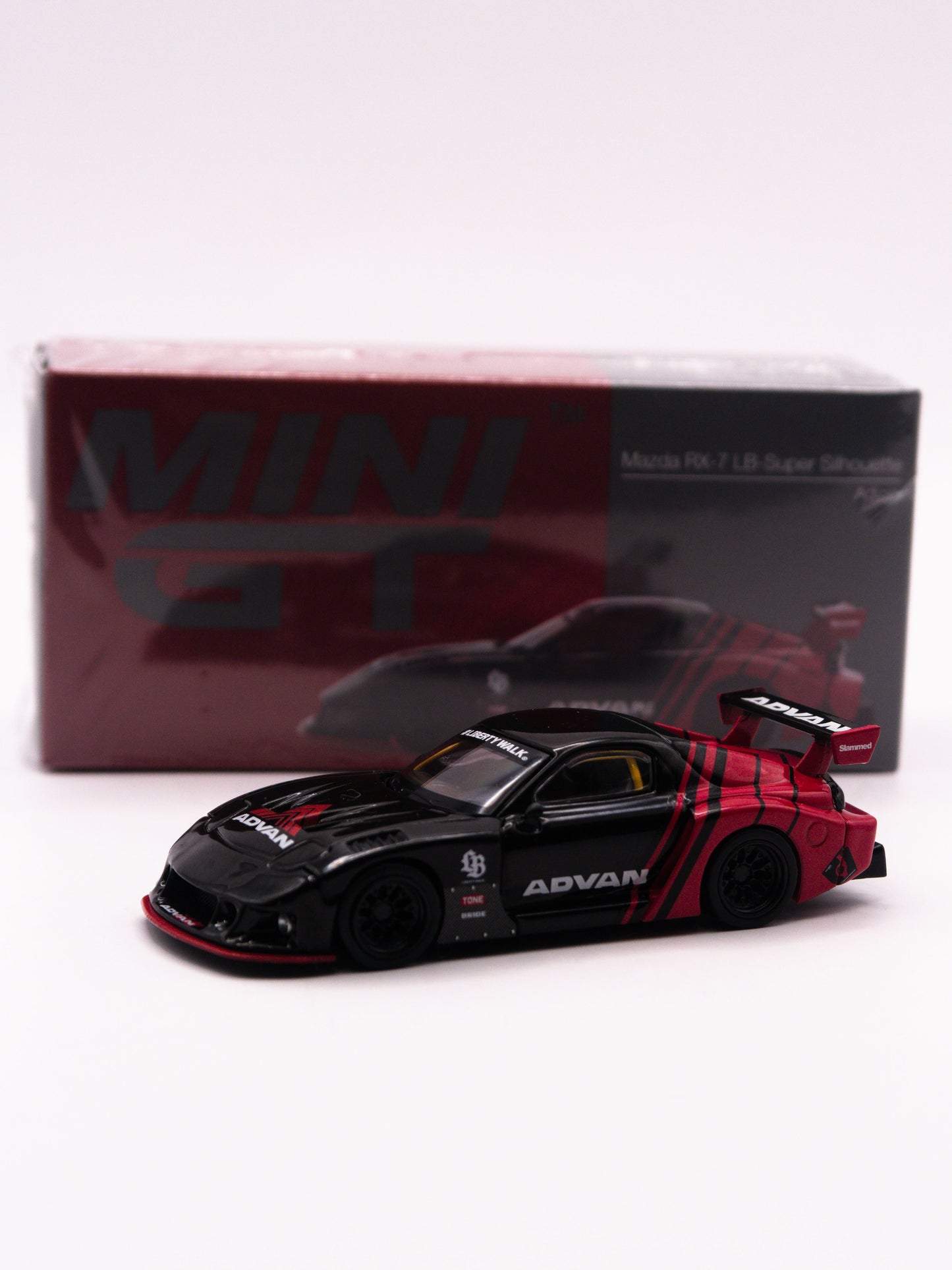 Mini GT #983 Mazda RX-7 LB Super Silhouette Advan PUDEŁKO