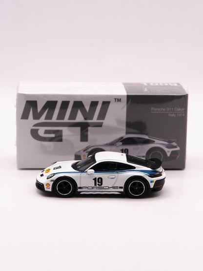 Mini GT #1009 Porsche 911 Dakar Rally 1974 *Pudełko